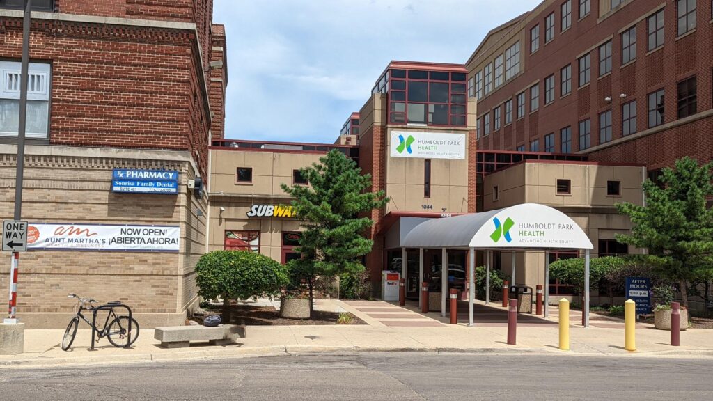 Humboldt park community health center aunt martha s